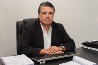 Bivar emplaca novo presidente do Porto do Recife 