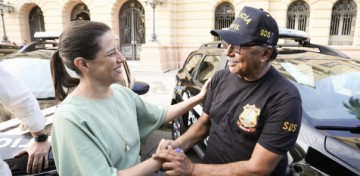 Raquel Lyra entrega 44 novas viaturas à Polícia Civil 