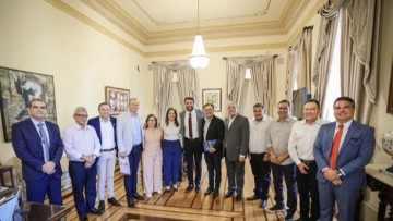 Gustavo Gouveia se reúne com a governadora e com lideranças políticas 