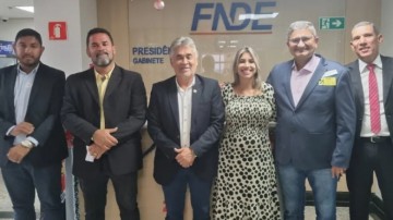 Prefeito de Santa Maria da Boa Vista se reúne com FNDE em busca de recursos em Brasília