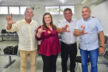 Marília recebe apoio dos prefeitos de Caetés, São Bento do Una e Iati