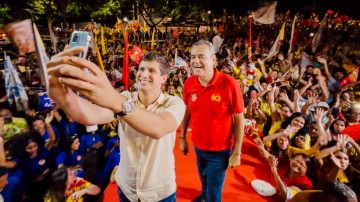 João Campos chama jovens a votarem Danilo governador no domingo (2)