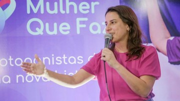 Raquel Lyra destaca compromisso com mulheres em evento em Paulista