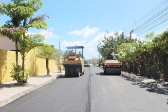 Paulista inicia serviço de melhoria do asfalto dos grandes corredores