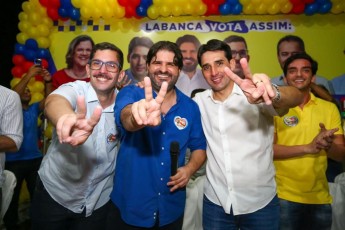 Labanca chama ex-prefeito Bruno Pereira para comparar gestões em encontro com lideranças