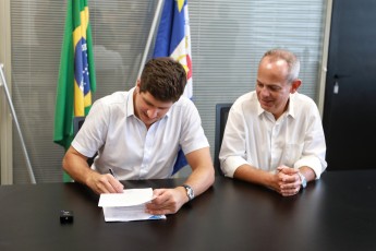 Prefeitura do Recife realiza pagamento do Bônus de Desempenho Educacional para profissionais da educação