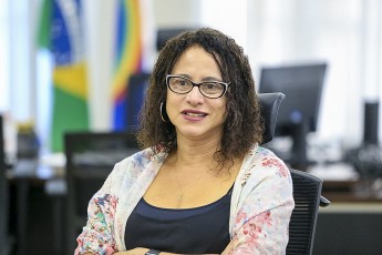 Luciana Santos esclarece sobre processo de improbidade 