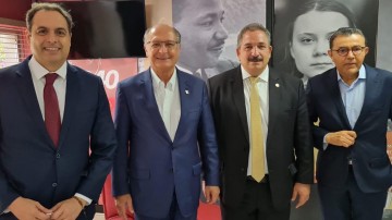 Eriberto Medeiros prestigia filiação de Geraldo Alckmin ao PSB em Brasília