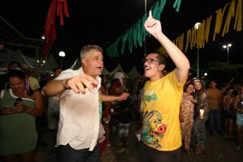 Deputado Eriberto Filho realiza giro pelo carnaval no estado 