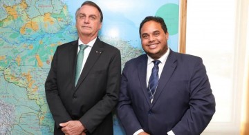 Acompanhe aqui a entrevista com o ex-presidente Jair Bolsonaro