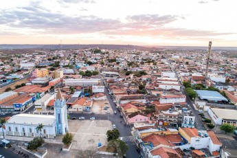 Araripina é a 8ª cidade de Pernambuco com saldo positivo na geração de empregos em 2023