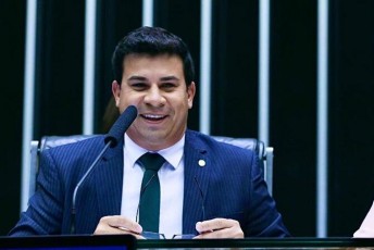 Carlos Veras sobre ser vice de João Campos: “sou um soldado do partido” e expõe suas credenciais 