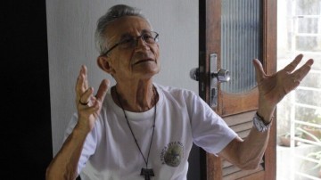 Alepe homenageia padre Reginaldo Veloso com título de cidadão Pernambucano, in memorian