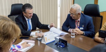 Em Brasília, Yves Ribeiro se reúne com o ministro André de Paula 