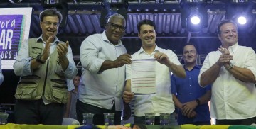 Prefeito de Barreiros declara voto em Anderson Ferreira e Gilson Neto 