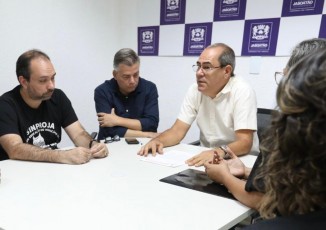Prefeito Mano Medeiros anuncia reajuste de 9,95% para profissionais da Educação do Jaboatão