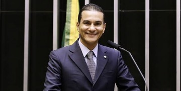 “Se o Silvio for ser ministro na cota pessoal o partido não vetará, mas não seremos base”, afirma Marcos Pereira 