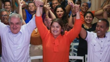Augusto Coutinho inaugura Comitê de Campanha ao lado de Cláudia, Danilo e do prefeito de Olinda