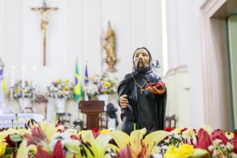 399ª Festa do Glorioso Santo Antão eleva espírito religioso e cultural em Vitória