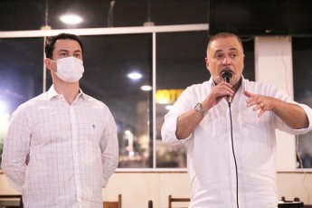 Clodoaldo Magalhães e Marco Aurélio prometem unir esforços para melhorar as condições dos feirantes de Toritama