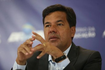 Mendonça Filho pede convocação do chefe da AGU para explicar por que o Governo Federal quer mudar a privatização da Eletrobras