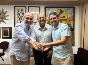 Jarbas Filho fecha parceria com prefeito de Parnamirim