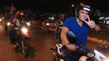 Fernando Rodolfo realiza motociata em Salgueiro