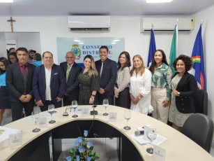 Thallyta Foguerôa toma posse como nova Administradora de Fernando de Noronha 