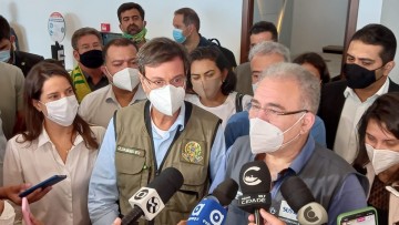 Ministro da Saúde, Marcelo Queiroga, visita hospitais de cidades do Agreste durante fim de semana