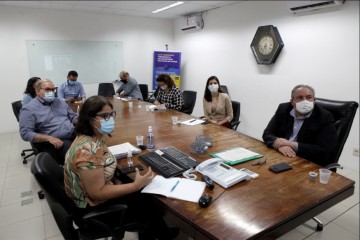 Pernambuco começa a traçar plano de vacinação contra a covid-19