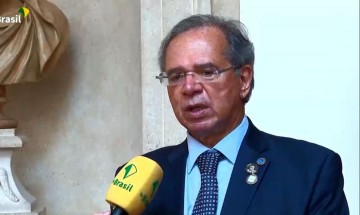 Trabalhamos com plano A para Auxílio Brasil, diz ministro