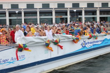 Catamaran Tours: Recife apresenta programação carnavalesca nos rios da cidade