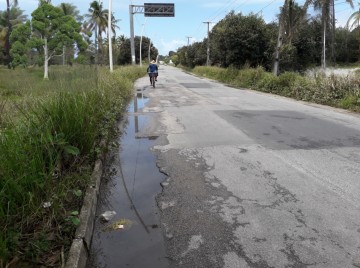 Governo de Pernambuco anuncia recuperação da estrada que dá acesso à praia de Muro Alto