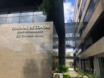 TCE nega pedido de processo sobre compras de respiradores no Recife