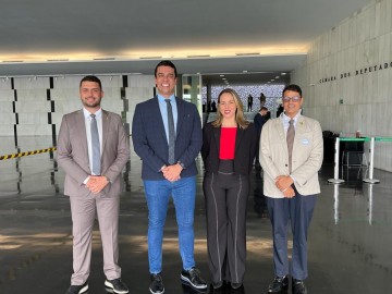 Prefeito Rodrigo Pinheiro visita ministérios da Educação e Turismo em Brasília