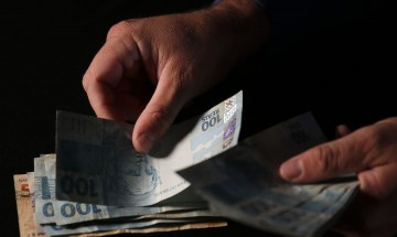 Aprovada MP que garante crédito para auxílio de R$ 600 até o mês de dezembro