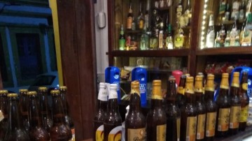 Procon estadual fiscaliza bares e restaurantes