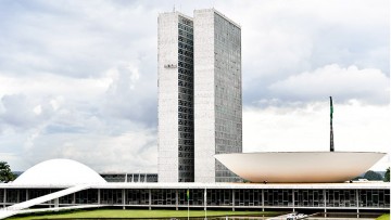 Panorama CBN: Brasileiros descrentes com a política