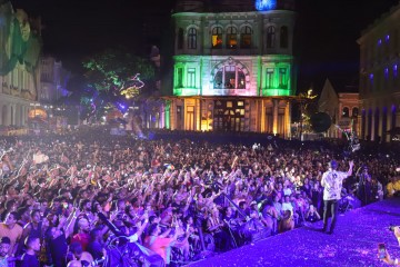Carnaval atrai R$ 2 bilhões no Recife