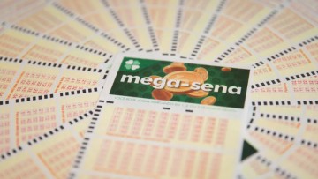 Mega-Sena pode pagar R$ 125 milhões neste sábado (10)