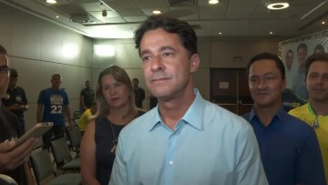 Anderson Ferreira diz que precisa pensar sobre segundo turno em Pernambuco e que prioridade é reeleger Bolsonaro