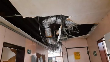 Novo acidente com teto do Hospital da Restauração