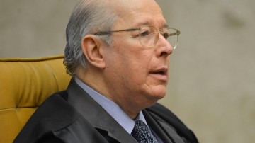 Celso de Mello envia à PGR pedidos de depoimento e de apreensão do celular de Bolsonaro