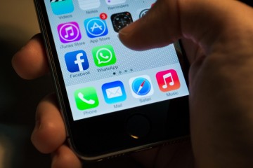 Cerca de 73% dos eleitores pernambucanos desconfiam das notícias que circulam no whatsapp 