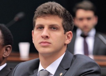 Sabatina: João Campos discute planos eleitorais na CBN Recife