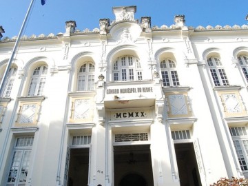LOA 2020 do Recife é entregue na Câmara Municipal 