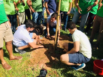 Maratona verde do Recife atinge a meta do plantio de 10 mil mudas de árvores