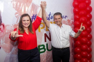  Após deixarem frente popular, Marília Arraes e André de Paula confirmam aliança política