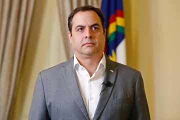 Ipec: 53% reprovam gestão do governador Paulo Câmara em PE; 15% aprovam