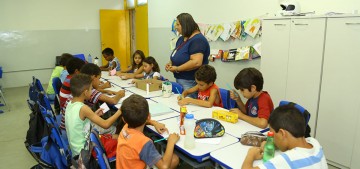 Secretária Ana Maraiza fala sobre transporte e situação de saúde nas escolas de Caruaru